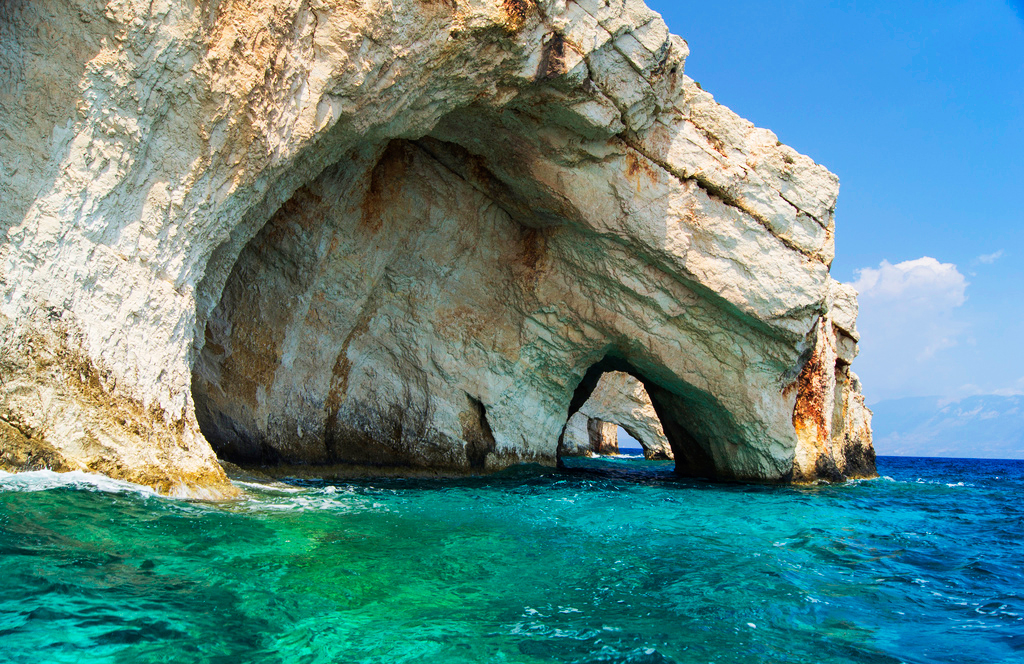 Голубые пещеры, остров Закинф, Греция