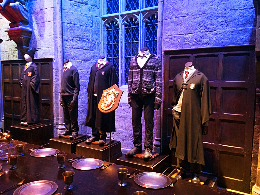 Большой зал Хогвартса в музее Гарри Поттера