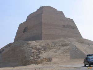 Пирамида Хуни