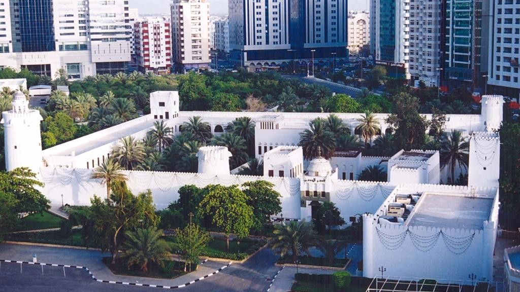 Дворец Каср-аль-Хосн в Абу Даби