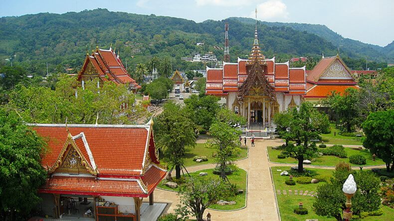 Храмовый комплекс Wat Chalong на Пхукете
