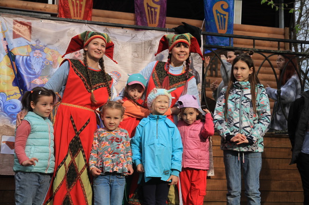В Великом Новгороде состоялся Фестиваль «Открытие» в рамках старта VI творческого сезона Уличного театра «Садко» 9